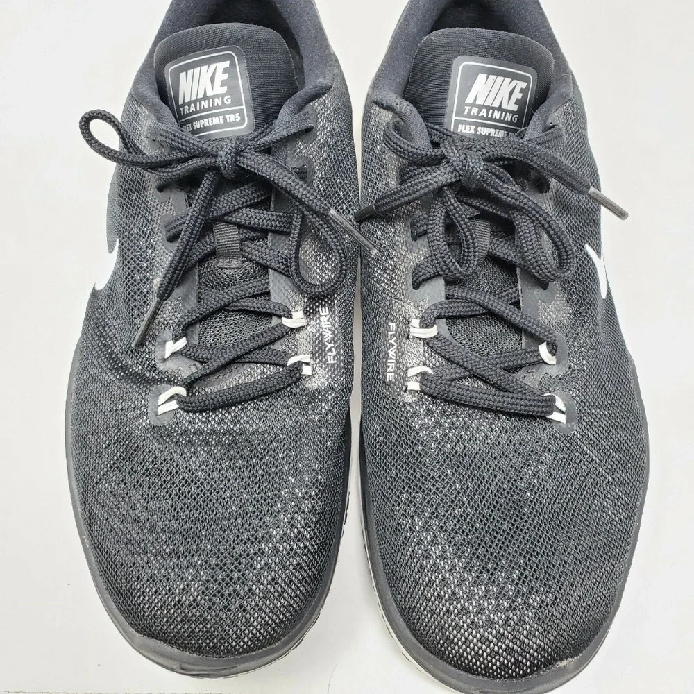 NIKE Training Flex Supreme TR 5 Flywire Womens